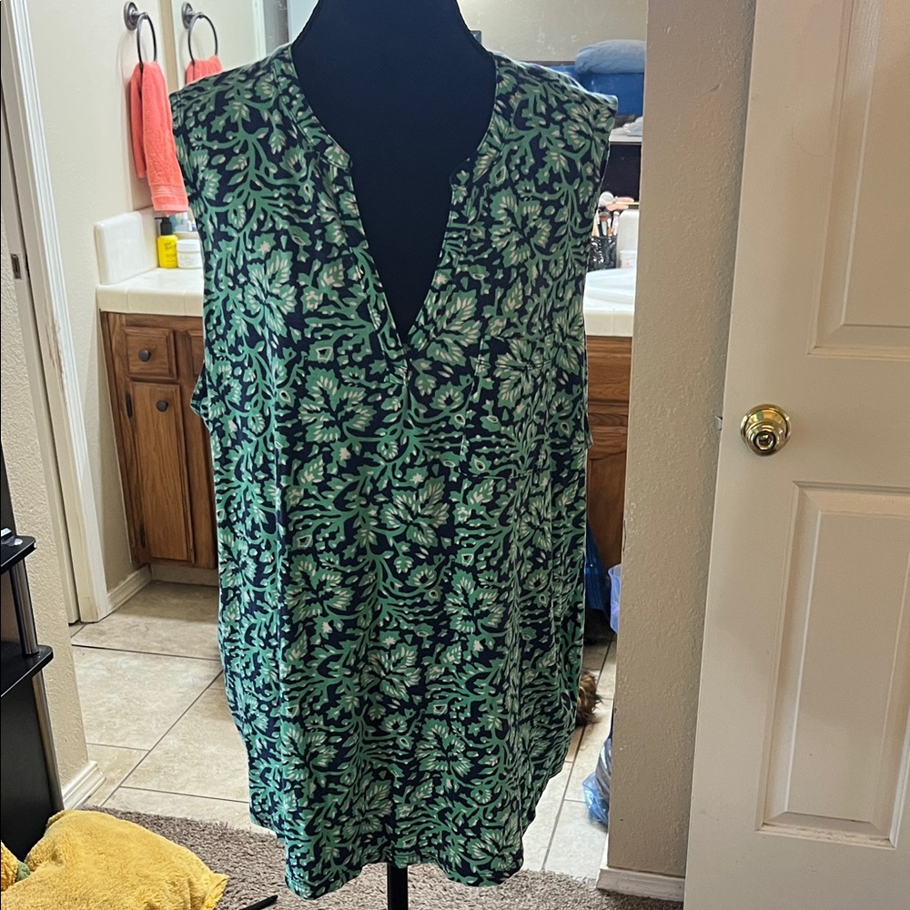 Floral Green and Navy Sleeveless Top